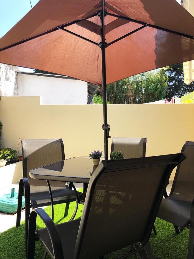 Вілла Casa Milheiro - Sunny Garden In Porto Aguim Екстер'єр фото
